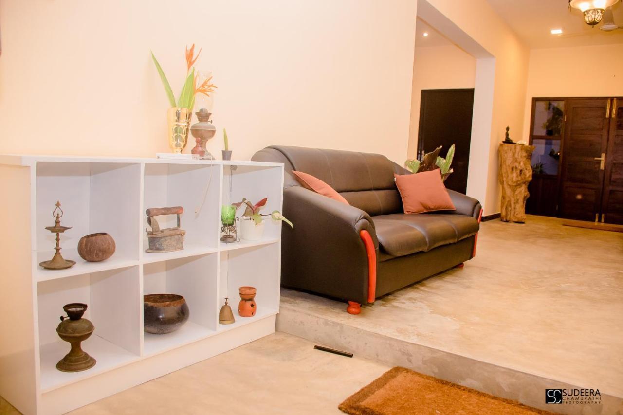 Bed and Breakfast Blooming Polhena Matara Exterior foto